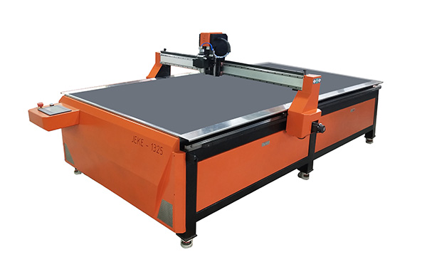 EVA振動刀切割機 EVA振動刀切割機